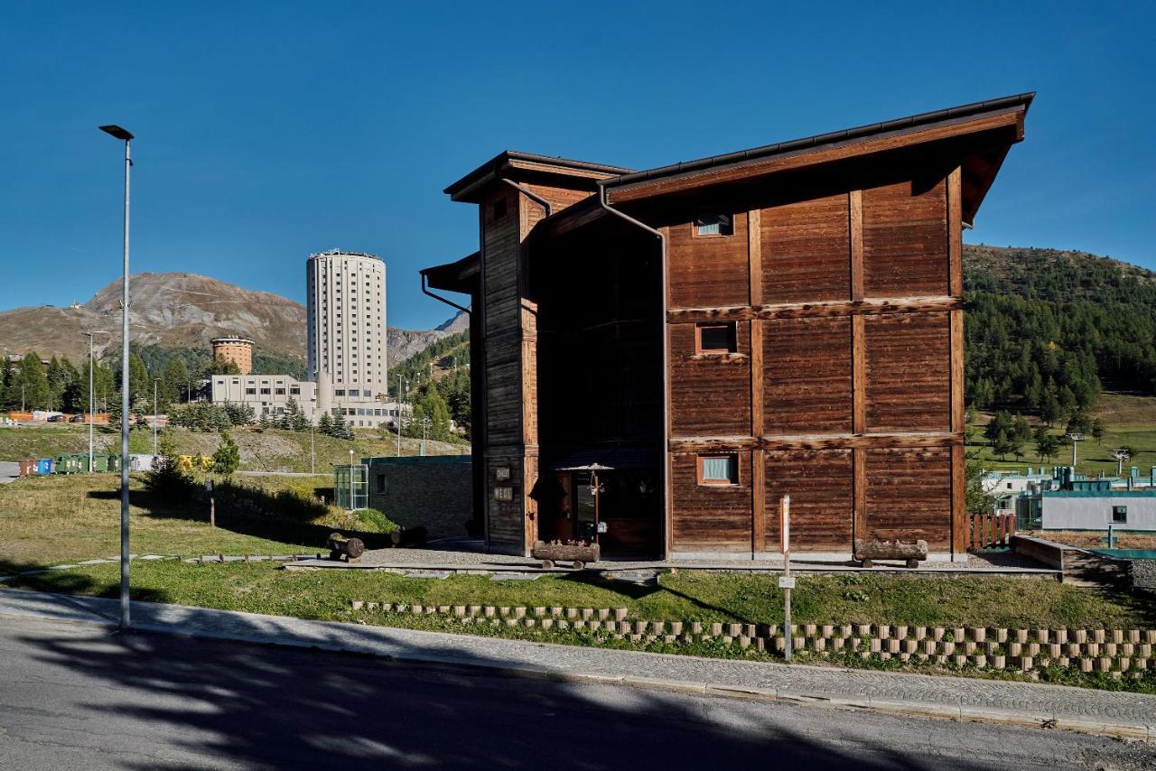 Chalet Weal Aparthotel Sestriere Exterior foto