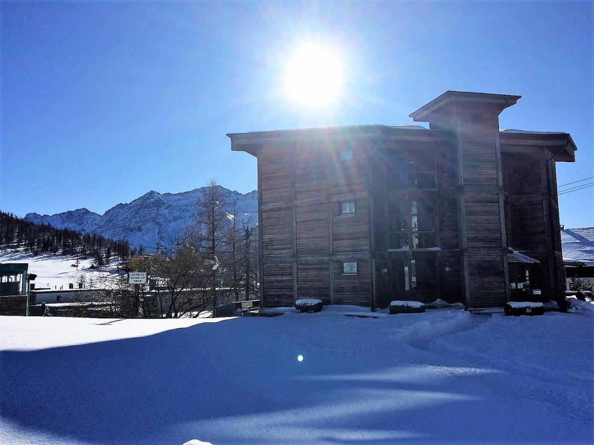 Chalet Weal Aparthotel Sestriere Exterior foto