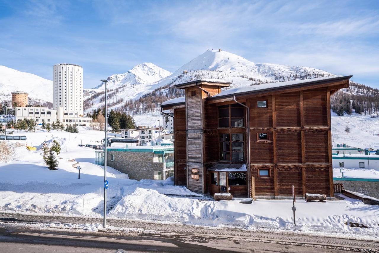 Chalet Weal Aparthotel Sestriere Exterior foto